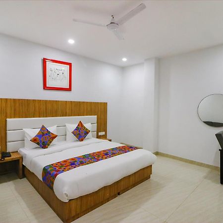 Fabhotel Premium Kashi Varanasi Exterior photo