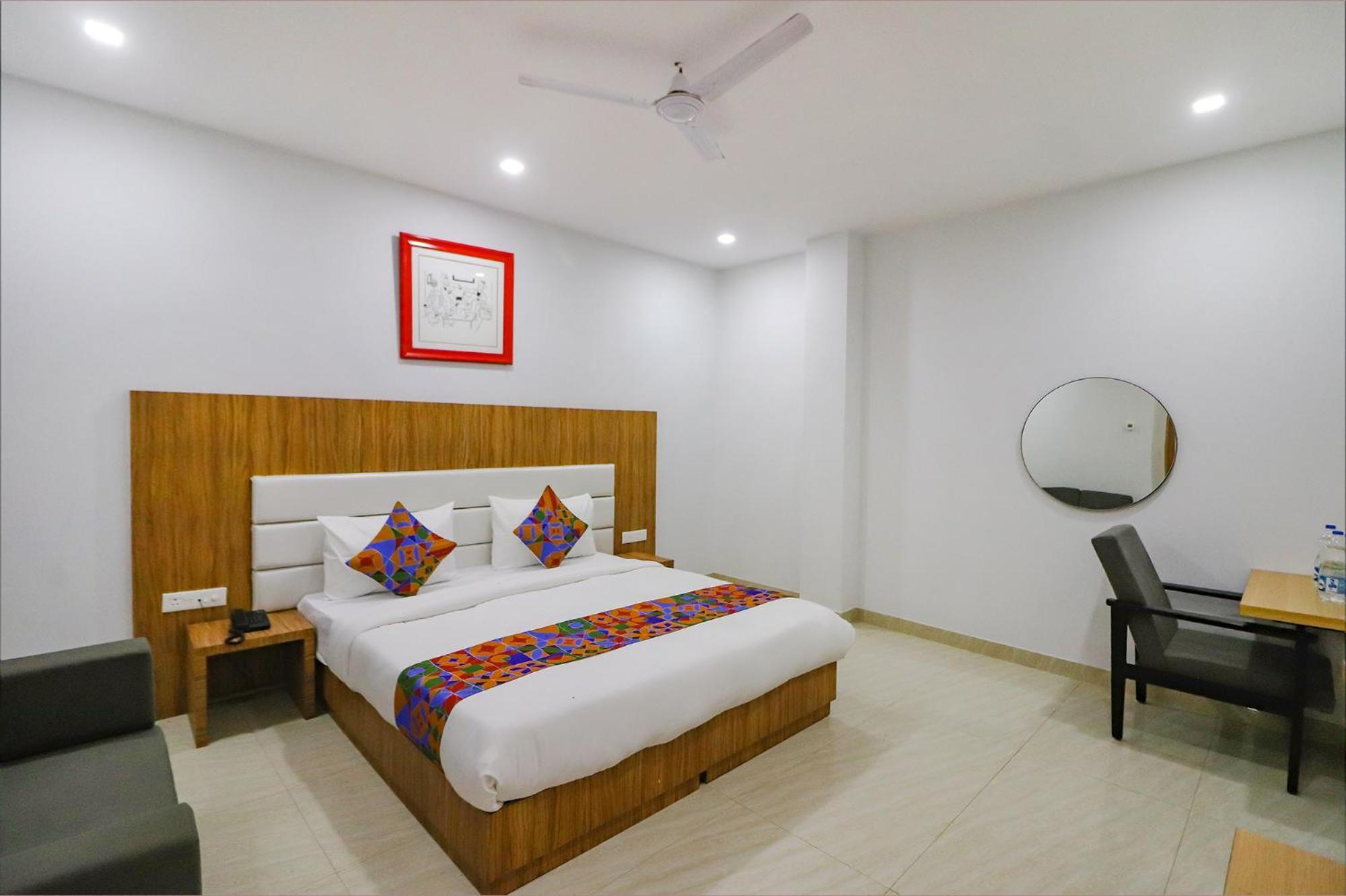 Fabhotel Premium Kashi Varanasi Exterior photo