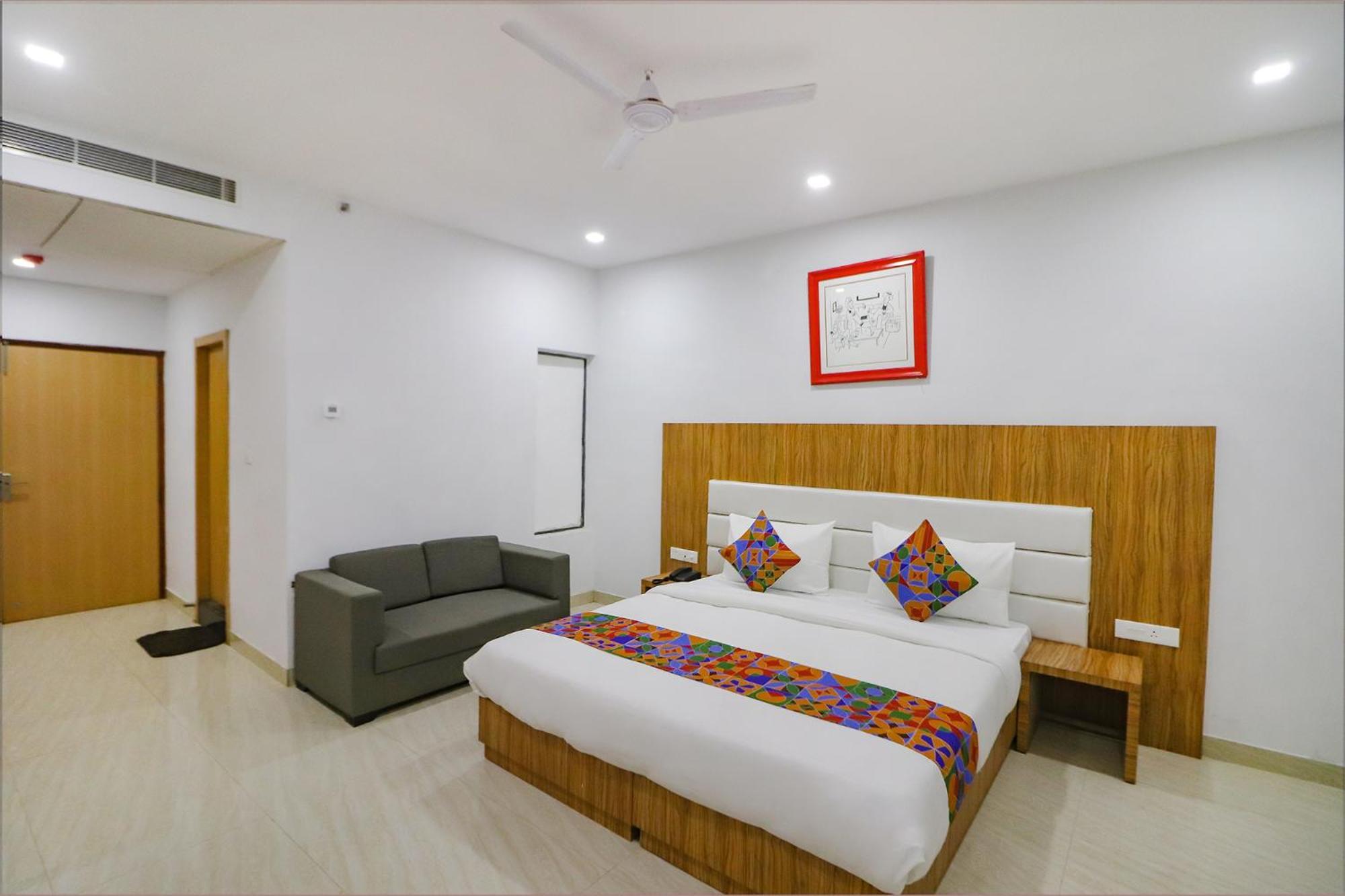 Fabhotel Premium Kashi Varanasi Exterior photo