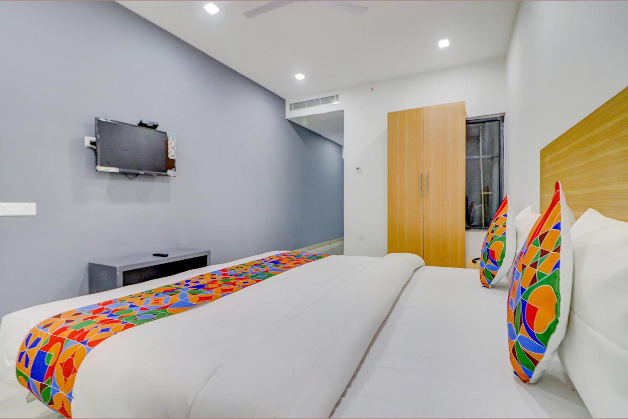 Fabhotel Premium Kashi Varanasi Exterior photo