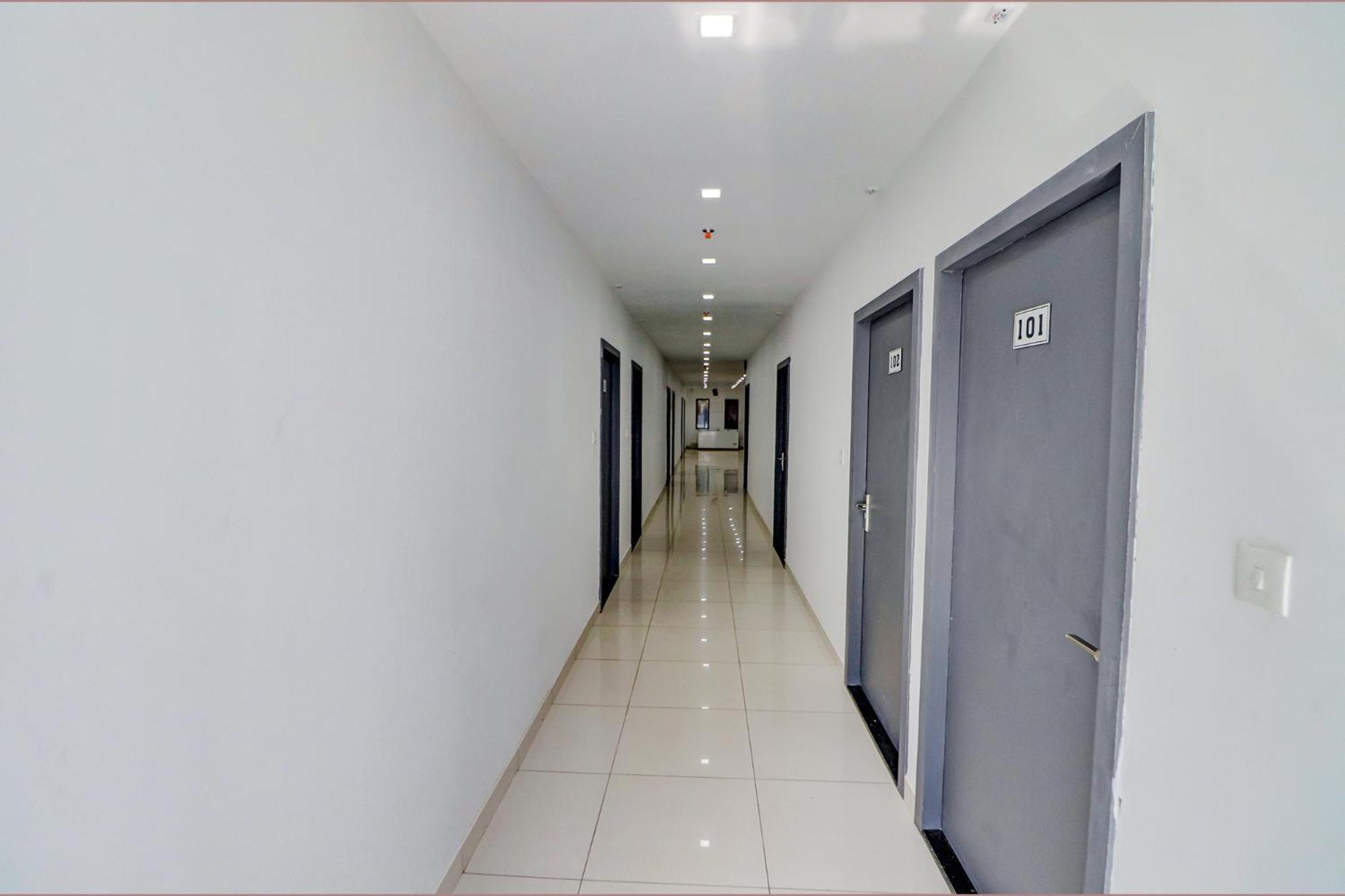 Fabhotel Premium Kashi Varanasi Exterior photo