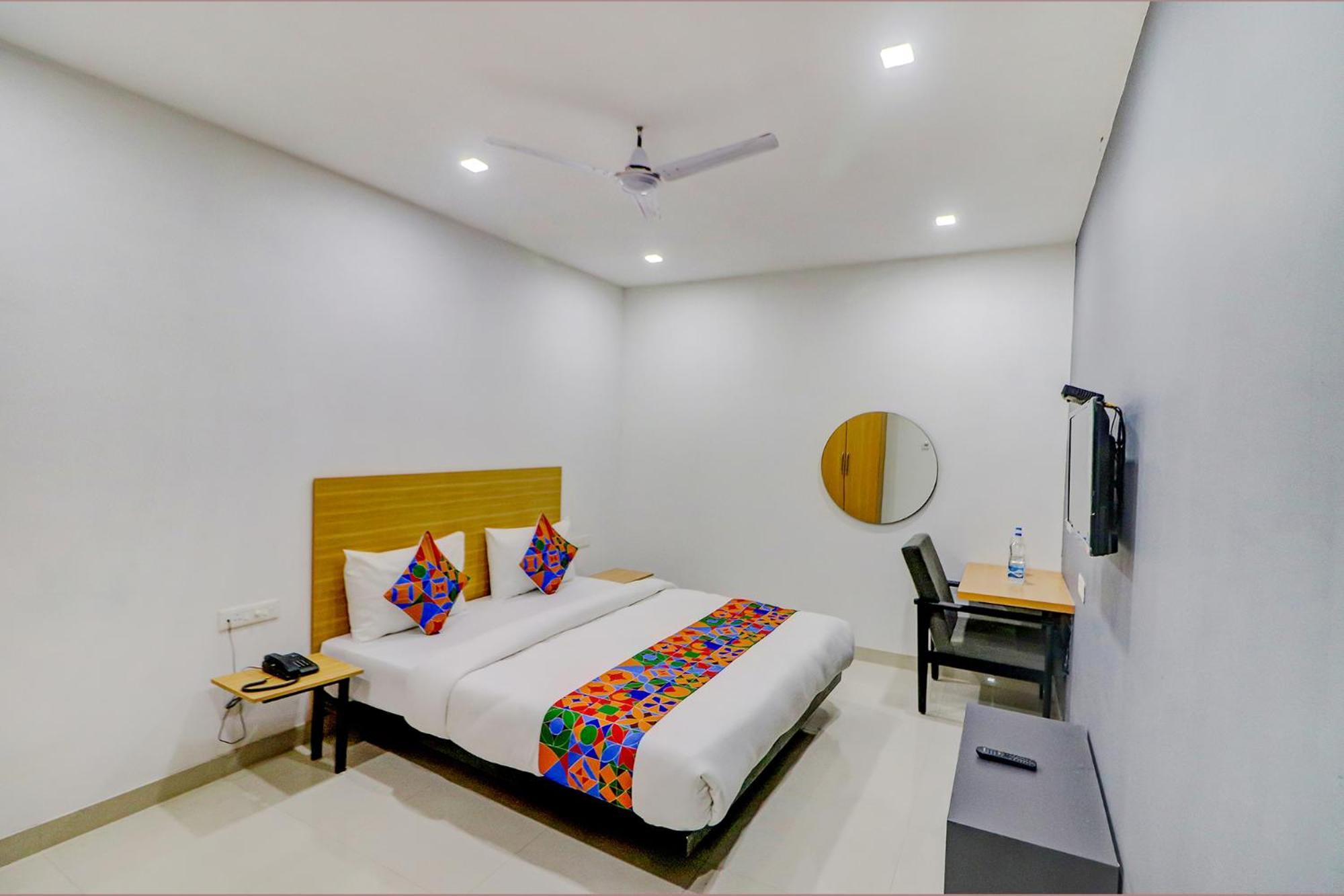 Fabhotel Premium Kashi Varanasi Exterior photo